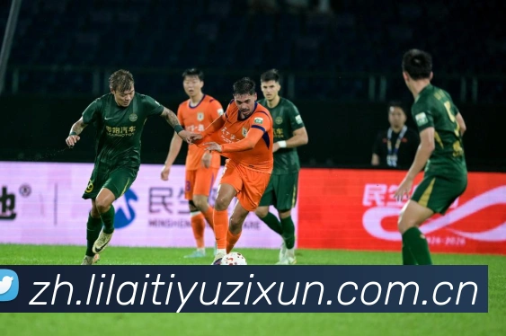 瓦伦西亚感叹曼联久违激情回归全队拼劲点燃球迷热血再现红魔荣光战术观察-深度解析 瓦伦西亚感叹曼联久违激情回归全队拼劲点燃球迷热血再现红魔荣光战术观察-深度解析